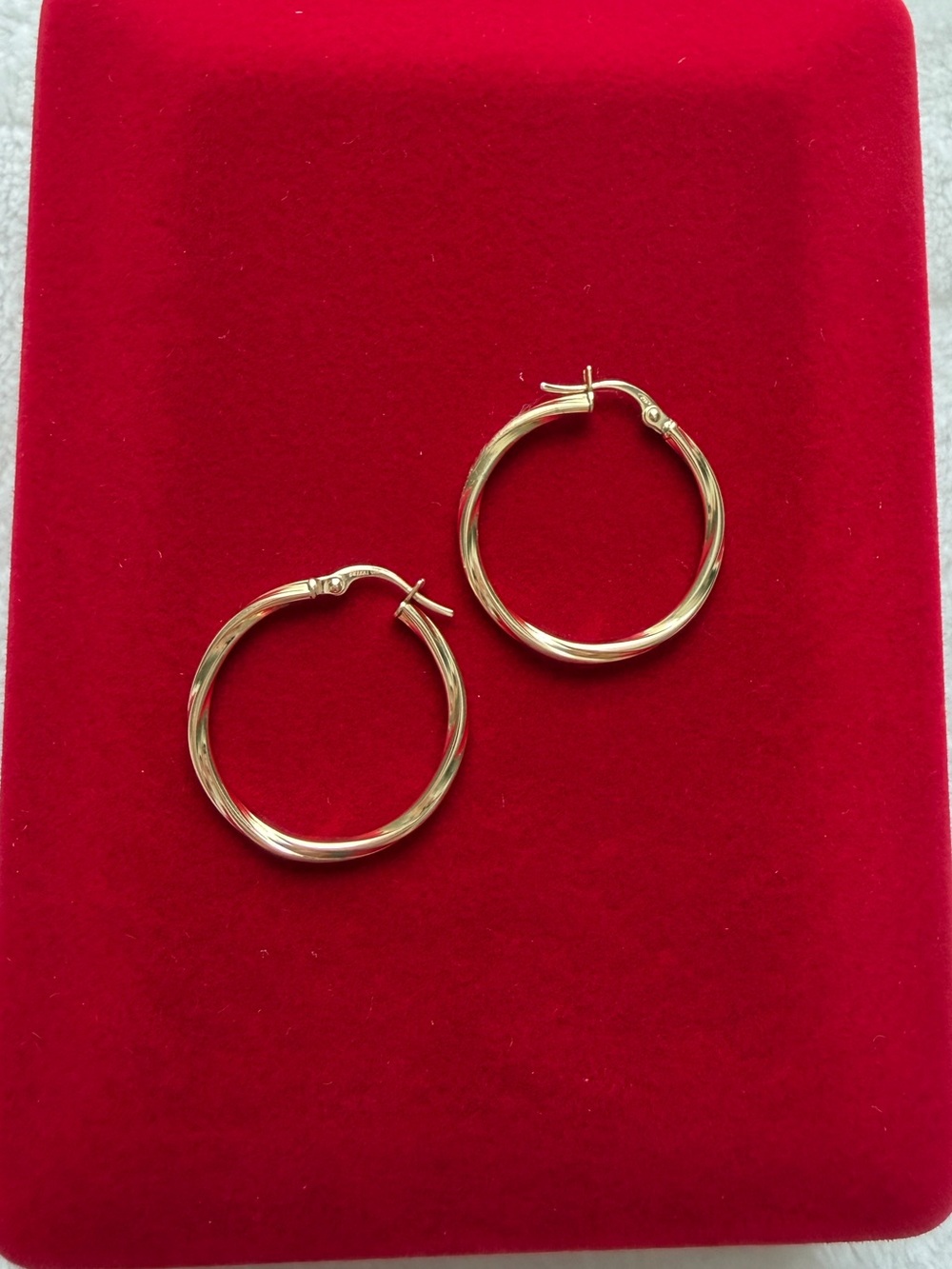 18 Solid Gold Karat Twisted Hoop Earrings